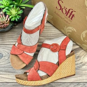 NIB Sofft Casidy Coral Suede Platform Wedge Sandal